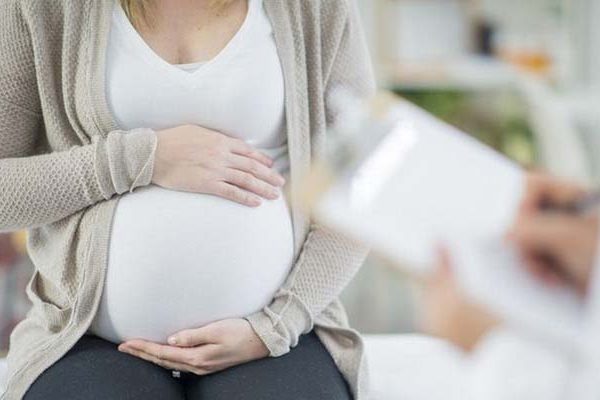 Ngứa vùng kín khi mang thai: Nguyên nhân, cách xủ trí